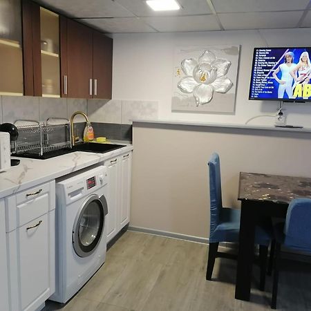 Ferienwohnung Апартамемт 3 Места С Кухня С Дворче Vratsa Exterior foto