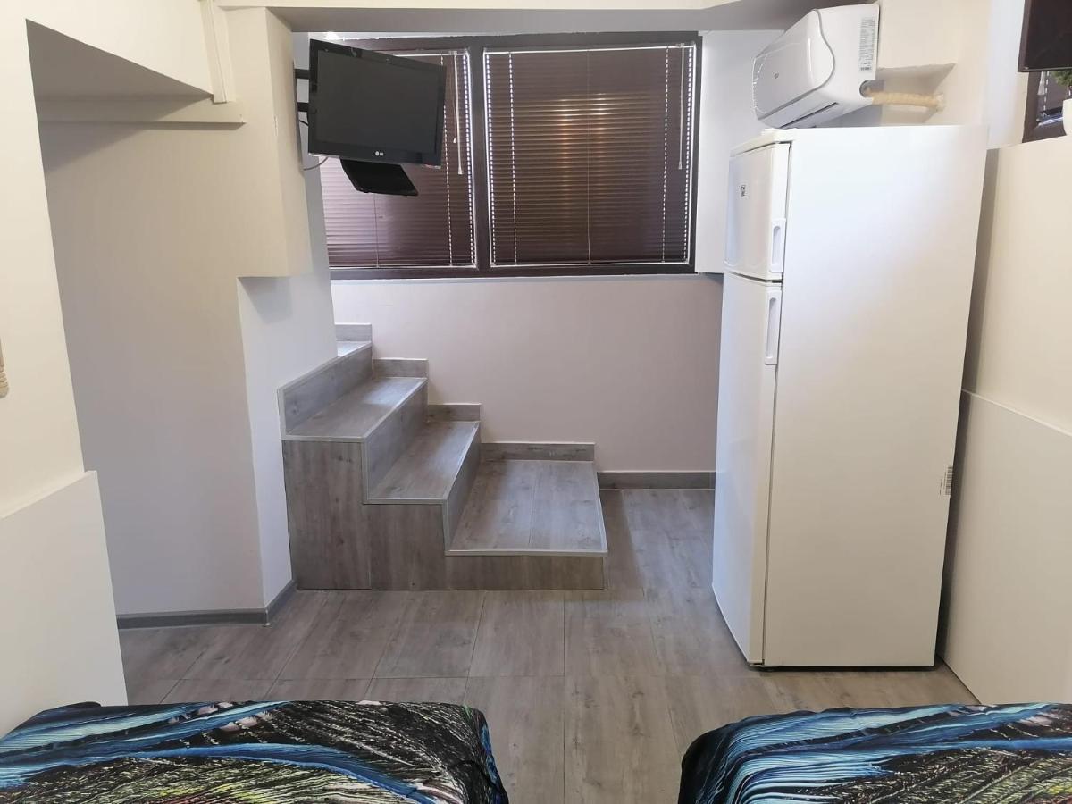 Ferienwohnung Апартамемт 3 Места С Кухня С Дворче Vratsa Exterior foto